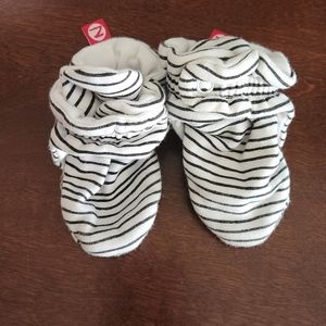 Zutano cotton booties, 12 M, black and white stripe, EUC